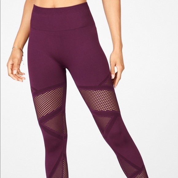 Fabletics Mosaic High Waist 7/8 Seamless Leggings Burgundy Size Small Mesh EUC - Picture 2 of 13